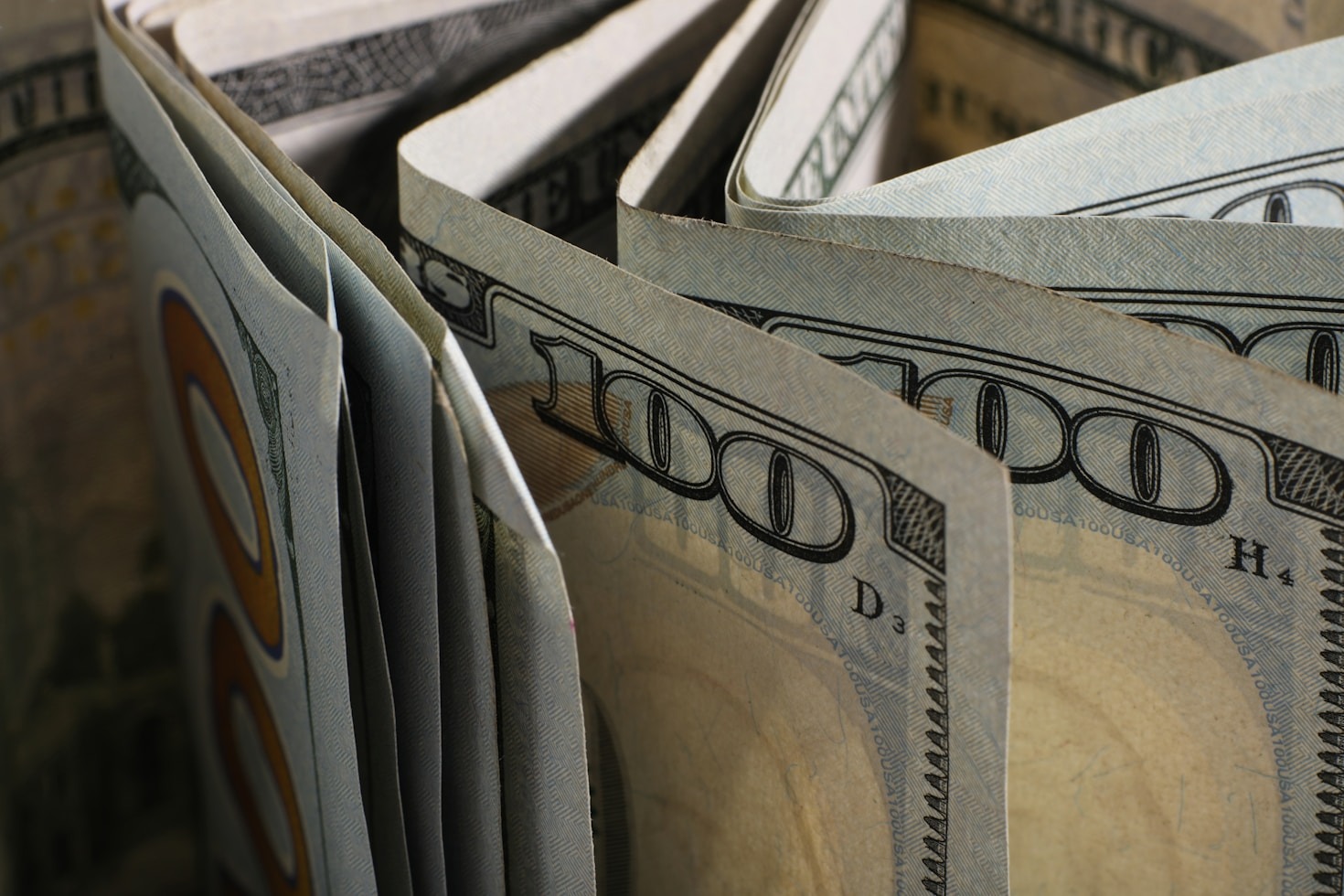 Why Practical Knowledge is Key to Financial Success
